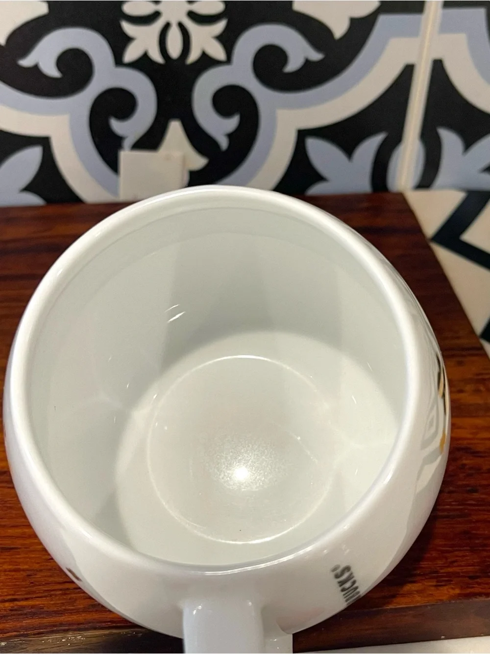 STARBUCKS 2015 Round Lidded BUNNY RABBIT Tea Ceramic Cup 12oz White Gold RAR